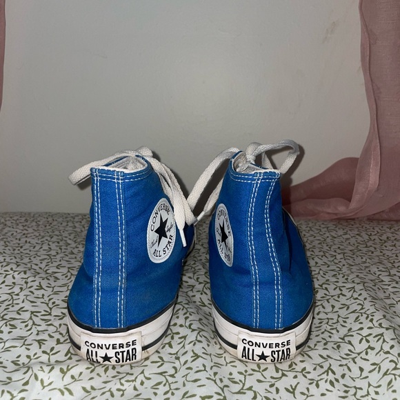 Chuck Taylor All Star Canvas (Unisex High Top Shoe) - Picture 3 of 6